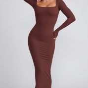 7978-7983-Chocolate_Mona_Tia_8_c42571f9-8f15-4cdb-b6b0-edc6b8dd275f.jpg