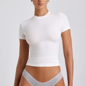 7982-White_Zeina_1.jpg