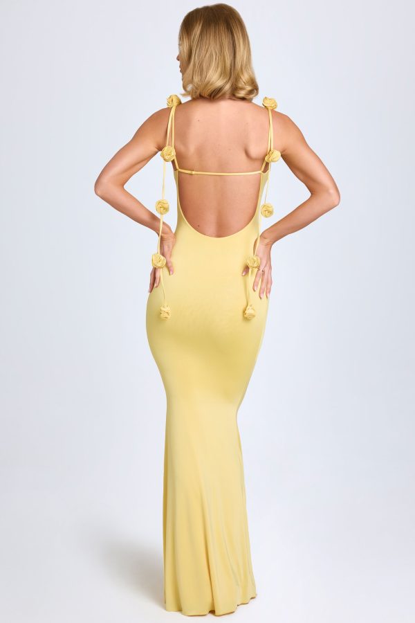 8002-PastelYellow_Aldona_5_e6946d14-e21c-4ae7-80b0-f32526c87e14.jpg