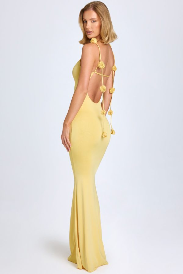8002-PastelYellow_Aldona_6_19c9f868-7311-4678-9c50-986a028e939d.jpg