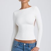 8120-White_Elli_1.jpg