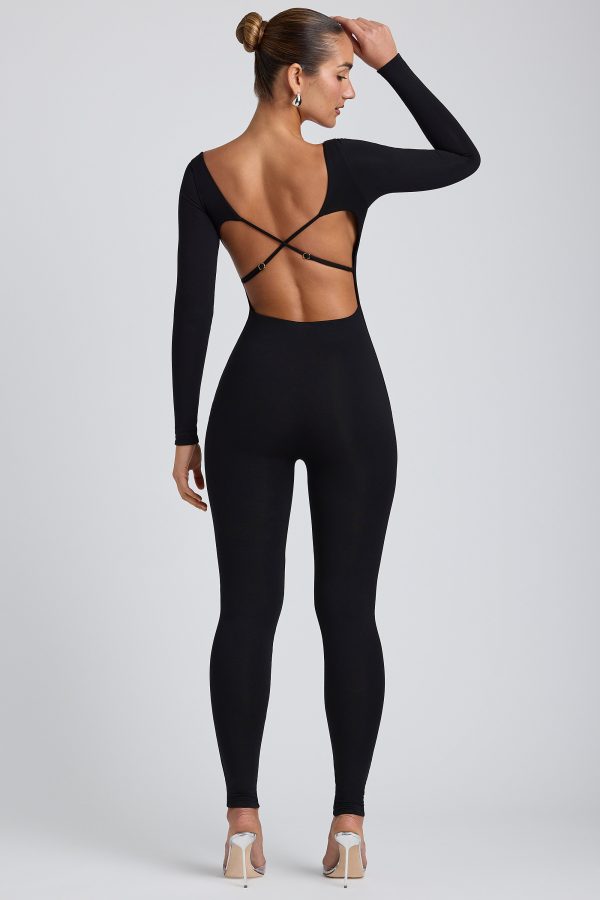 8122-Black_Elara_7.jpg
