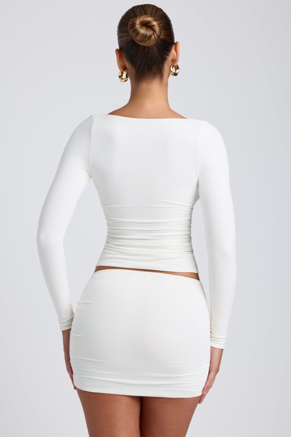 8262-8640-White_Emry_Cali_5.jpg