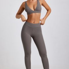 8300-8301-Grey_Maya_Linnea_2_bd34bc36-f02b-44b2-ab95-7e304e241915.jpg