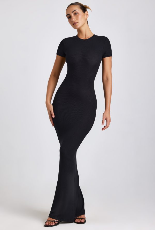 8302-Black_Freya_2.jpg
