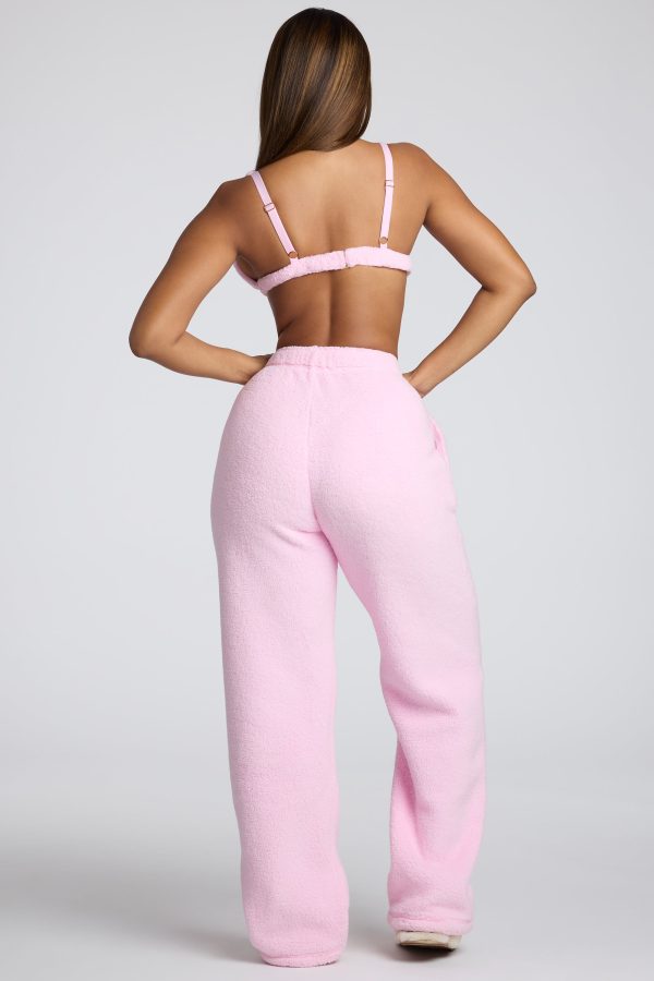 8323-8162-PinkLemonade_Loungewear_4_5484576a-c91a-4380-8332-d9c6dbd102d3.jpg