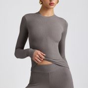 8325-Grey_Clio_2.jpg