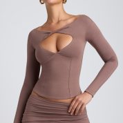 8489-6205-Taupe_Naim_Hollis_10.jpg