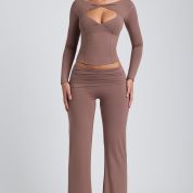 8489-6205-Taupe_Naim_Hollis_4.jpg