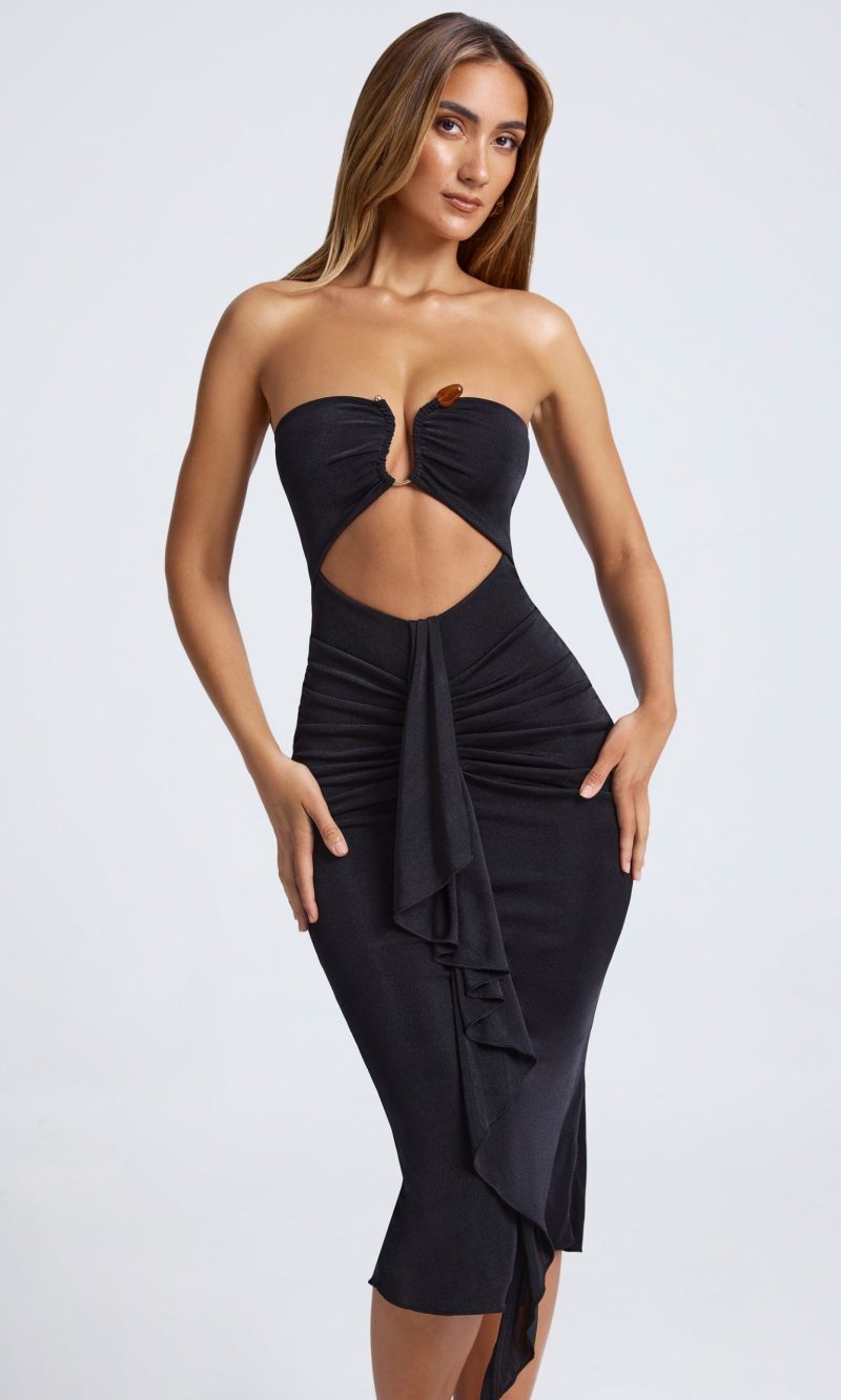 Hardware Detail Cut-Out Midaxi Dress in Black