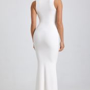 8686-White_Rosa_4.jpg