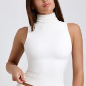 8687-8688-White_Della_8.jpg