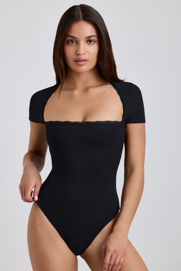 8690-Black_Arden_1.jpg