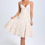 9550-SmallRosePrint_1_144f972a-18b1-4c12-bc84-016f118eabe7.jpg