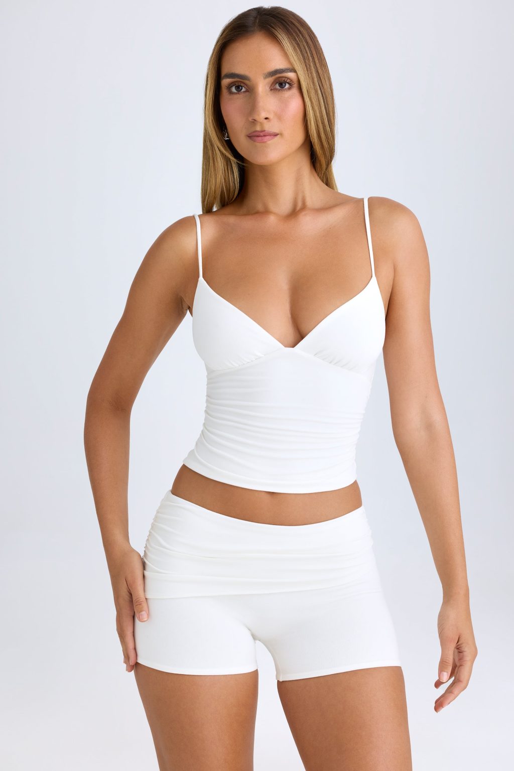 9729-White_Naya_3.jpg