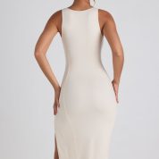 9730-Ivory_Nakia_5.jpg