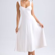 9806-Ivory_Thandie_3.jpg