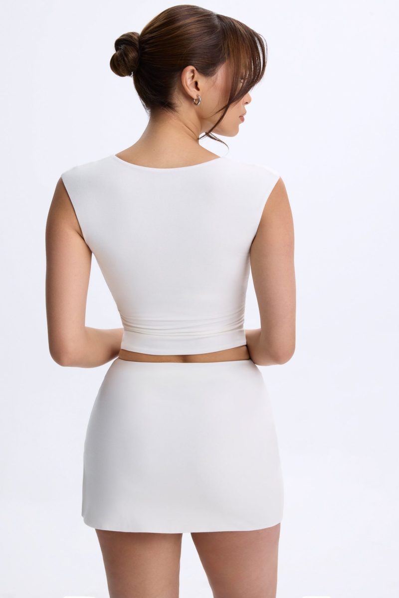 9926-White_Cora_7_8faae484-14a2-4d09-9354-fa529ee80ae7.jpg