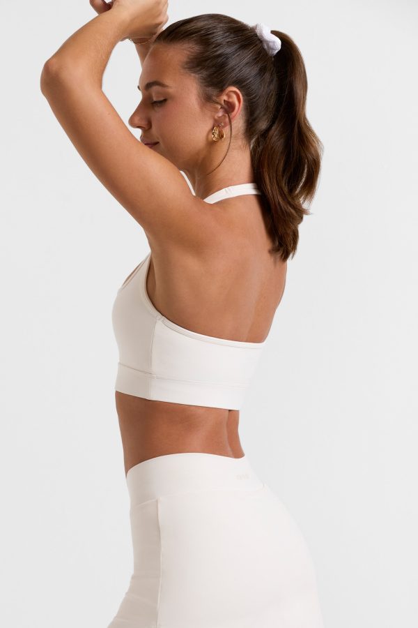BT0740_5_Break-Point-White-Tennis-Skirt_6360c6bb-5a84-47be-8486-0fcabd5ff742.jpg