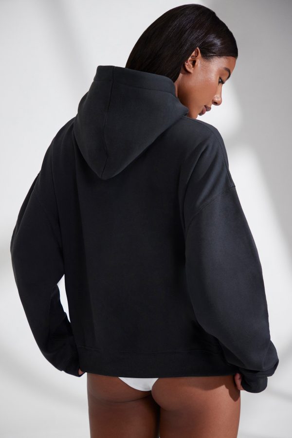 BT0802_7_Varsity-Black-Jumper.jpg