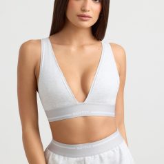 BT0999-GreyMarl_Recreation_5.jpg