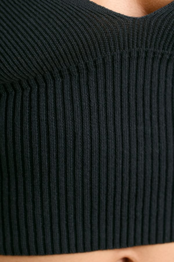 BT1084-Black_Eternal_9.jpg