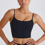 BT1483-Black_JetSet_3.jpg