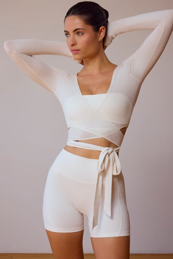 BT1589-SoftWhite_Balletclass_1.jpg