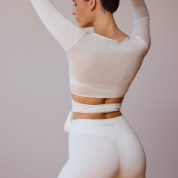 BT1589-SoftWhite_Balletclass_2.jpg