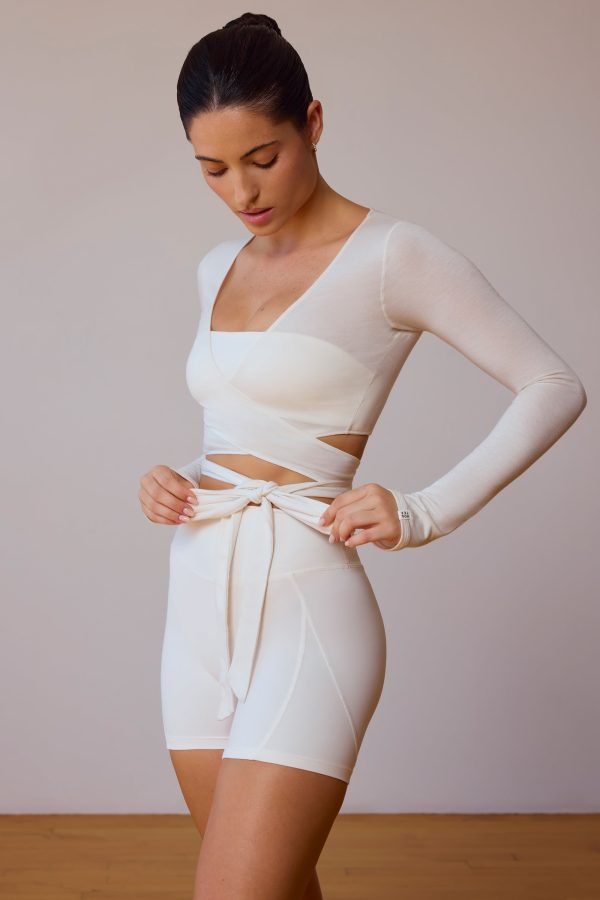 BT1589-SoftWhite_Balletclass_7.jpg
