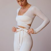 BT1589-SoftWhite_Balletclass_7.jpg