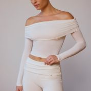 BT1591-SoftWhite_Balletclass_5.jpg