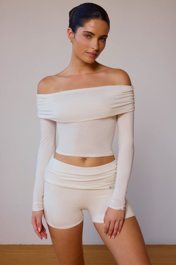 BT1591-SoftWhite_Balletclass_6.jpg