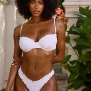 NS0377_NS0378_4_White-Underwired-Cupped-Bikini-Top-Hipster-Bikini-Bottom_ed33e34f-82c9-4f9c-8f3f-f26cff48e1a4.jpg