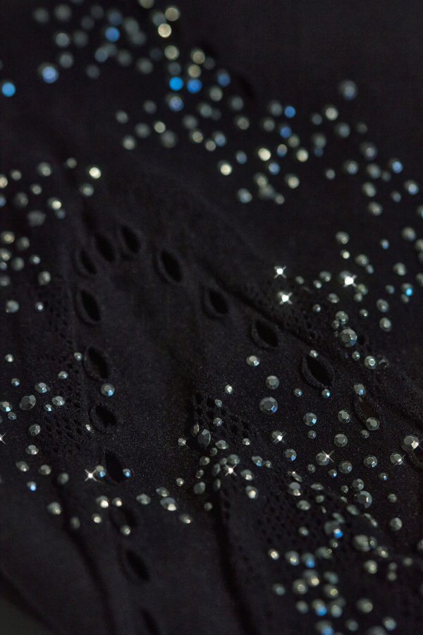 Seamless_Black-Embellished-2_d4545779-0110-4944-846f-2031b497702f.jpg