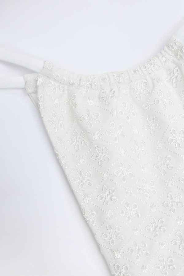 andros-drawstring-thong-bikini-bottom-white_5_25050807443.jpg