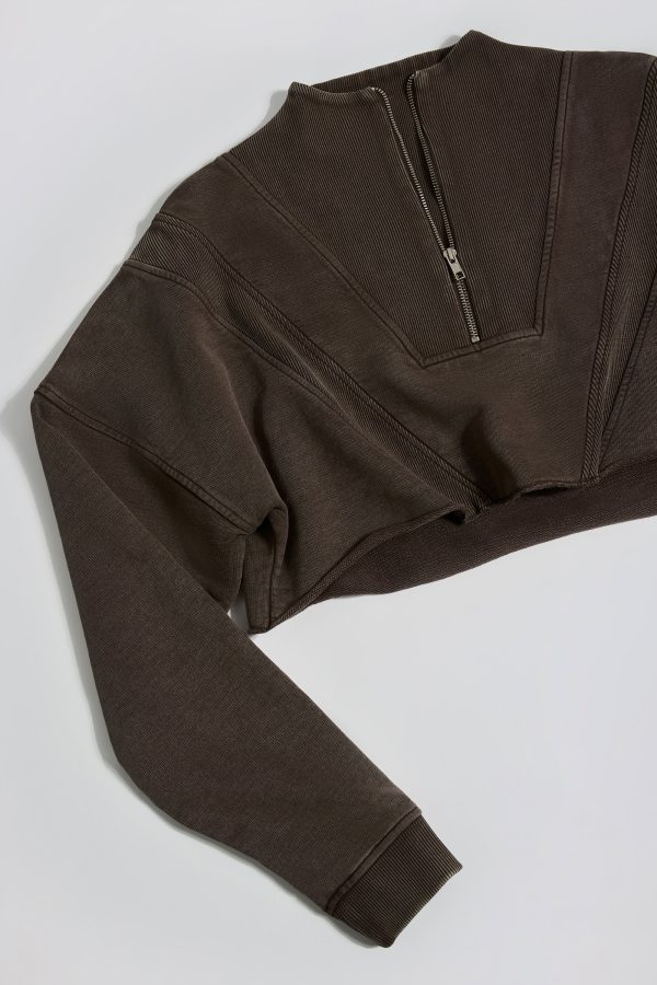 athleisure-cropped-sweatshirt-brown_10_250307041447.jpg