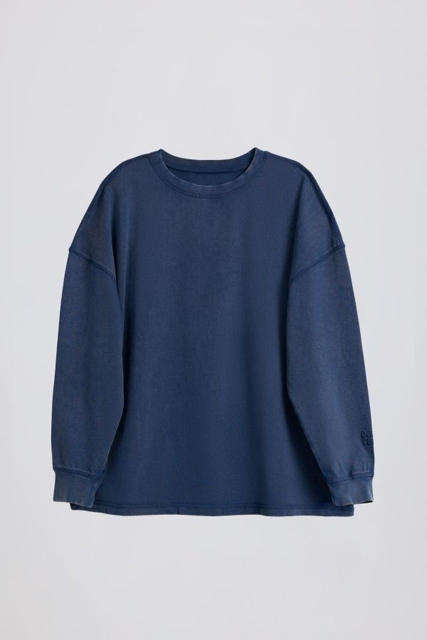 athleisure-long-sleeve-oversized-t-shirt-blue_2_250307040826.jpg