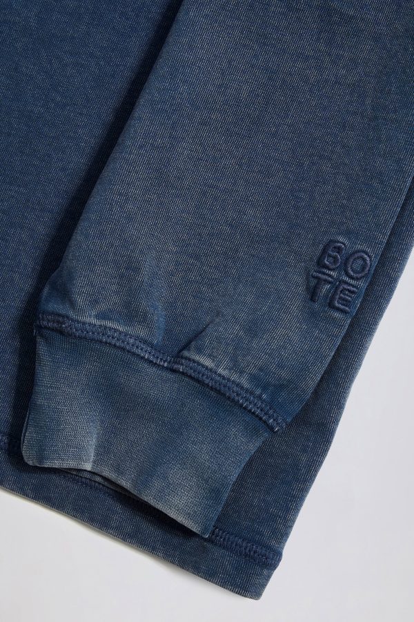 athleisure-long-sleeve-oversized-t-shirt-blue_5_250307040826.jpg