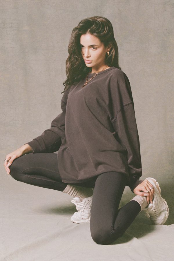 athleisure-long-sleeve-oversized-t-shirt-brown_1_250307040336.jpg