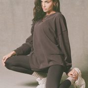athleisure-long-sleeve-oversized-t-shirt-brown_1_250307040336.jpg