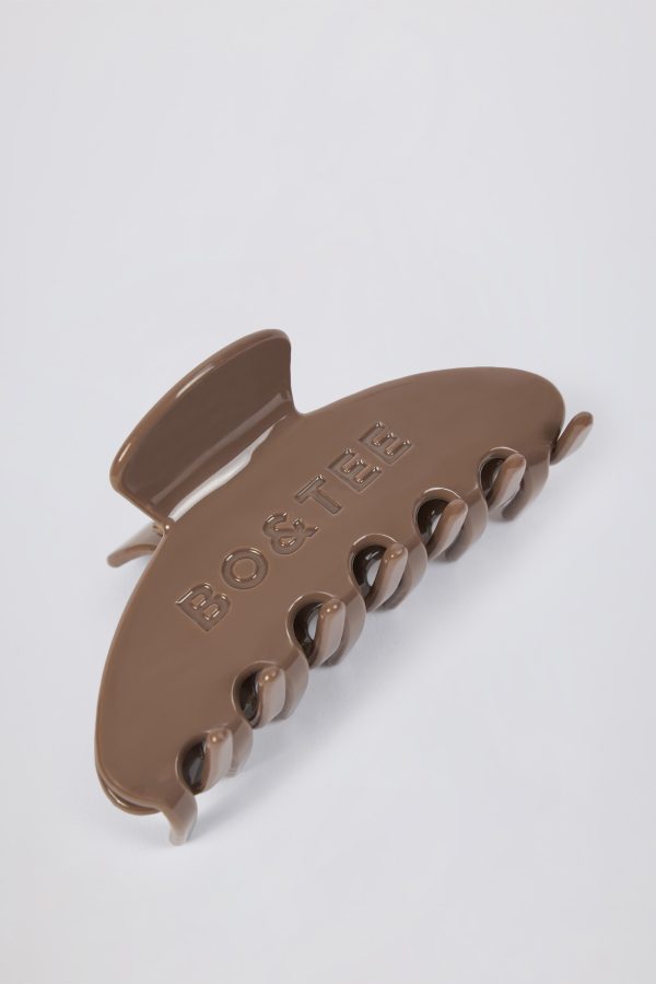 ballet-class-medium-claw-clip-taupe-brown_5_250225040112.jpg