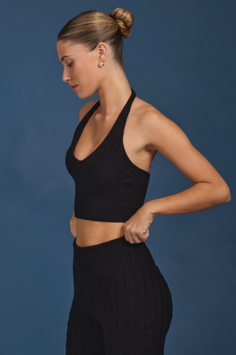 cable-knit-halterneck-crop-top-black_3_241202052554.jpg