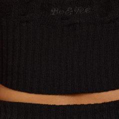 cable-knit-halterneck-crop-top-black_5_241202052554.jpg