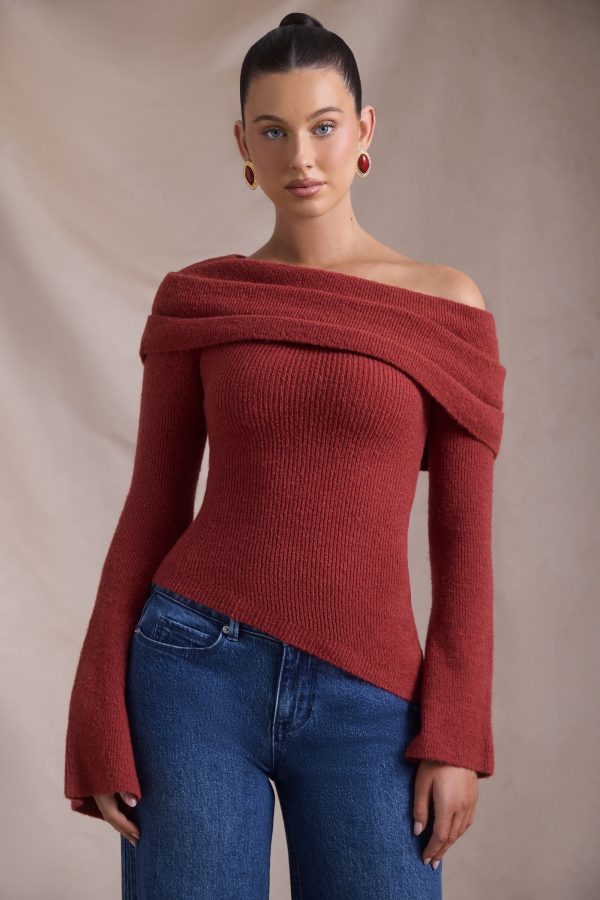 cecily-ribbed-knit-asymmetric-off-shoulder-jumper-brick-red_4_250110035659.jpg