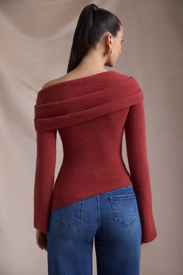 cecily-ribbed-knit-asymmetric-off-shoulder-jumper-brick-red_5_250110035659.jpg