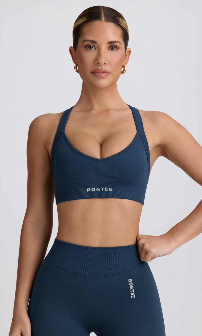 Super Sculpt Seamless Cross-Back Sports Bra in Blue