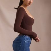 danu-seamless-long-sleeve-bodysuit-espresso_3_250110042136.jpg