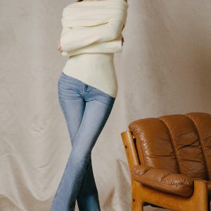 High-Rise Flared Jeans in Vintage Wash