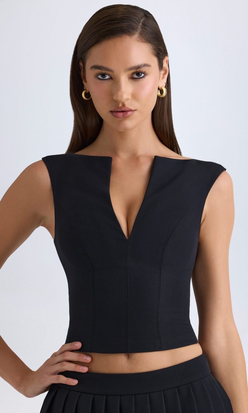 Open-Front Crop Top in Black